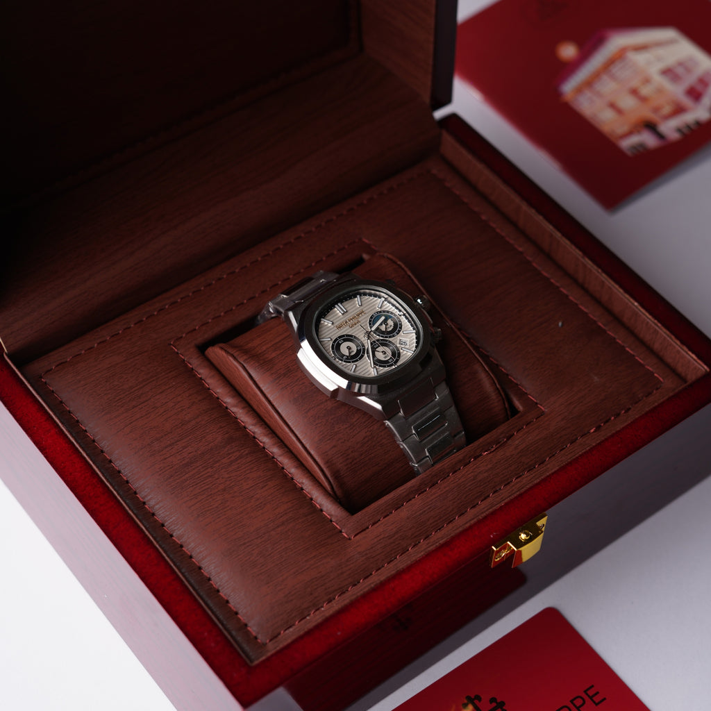 Patek Philipe Genve Chronograph – White Dial