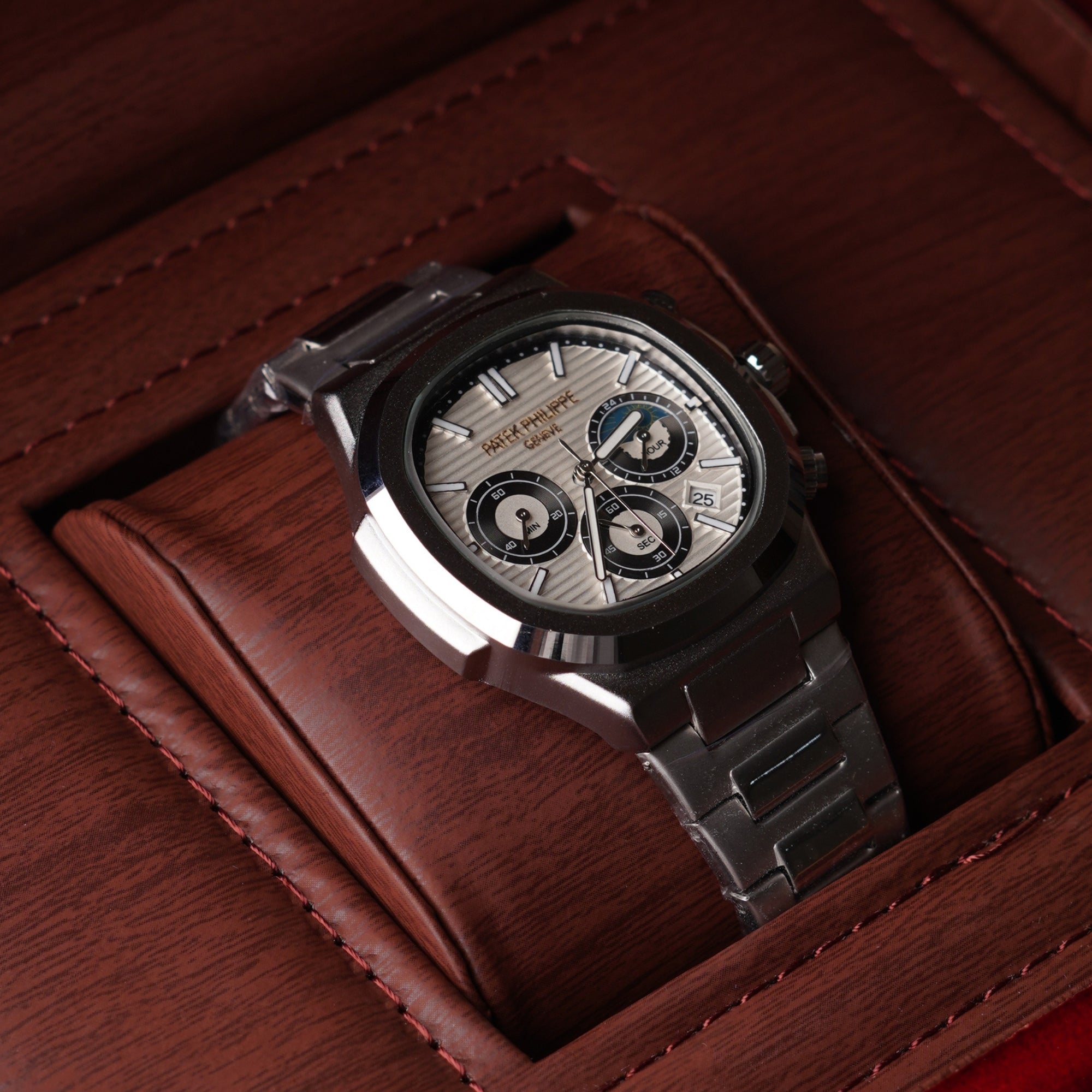 Patek Philipe Genve Chronograph – White Dial